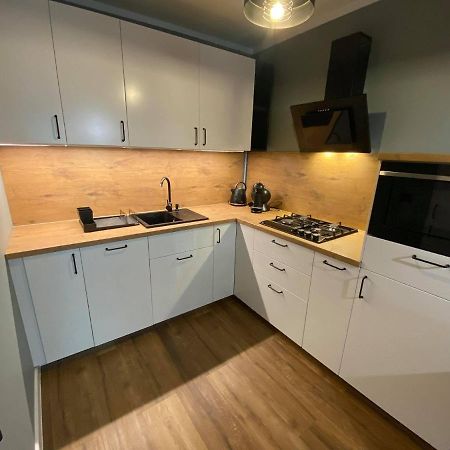 Apartament Wioselko Warszawaアパートメント エクステリア 写真