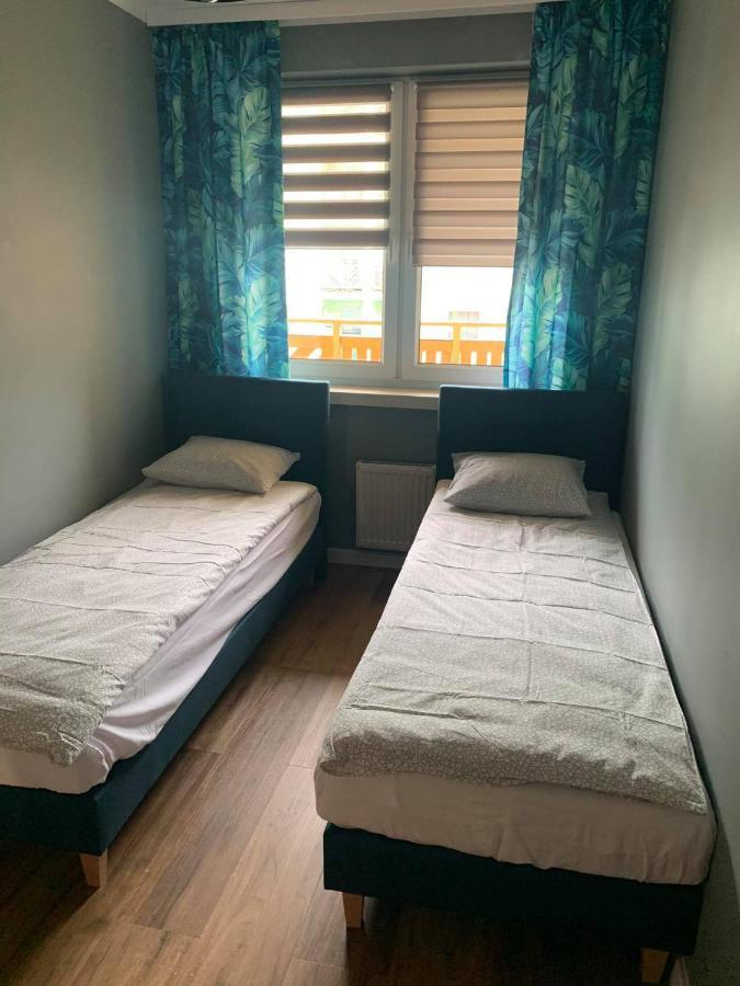 Apartament Wioselko Warszawaアパートメント エクステリア 写真