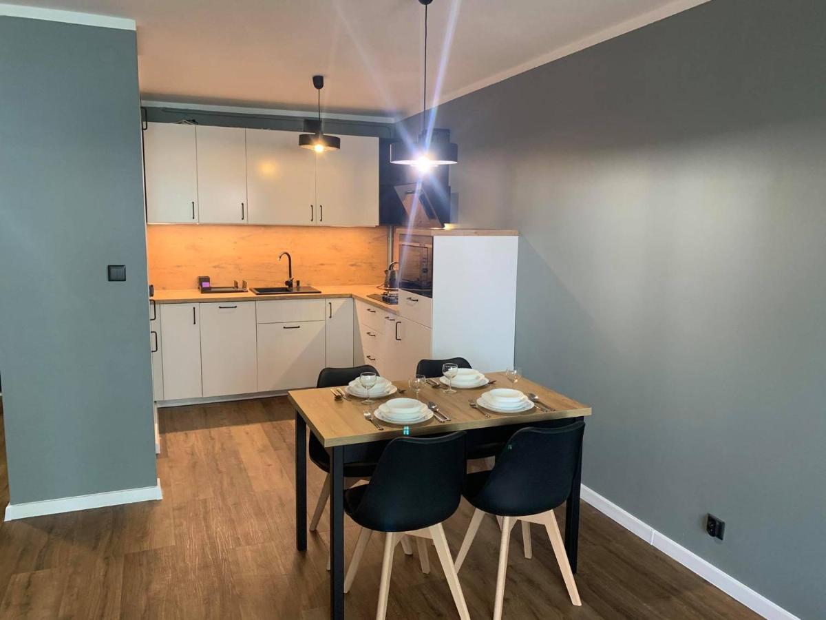 Apartament Wioselko Warszawaアパートメント エクステリア 写真